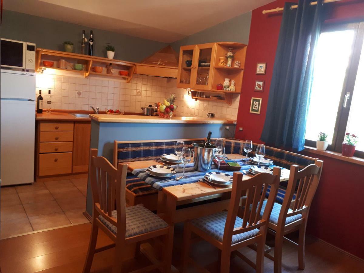 Apartment Mia Селине Екстер'єр фото